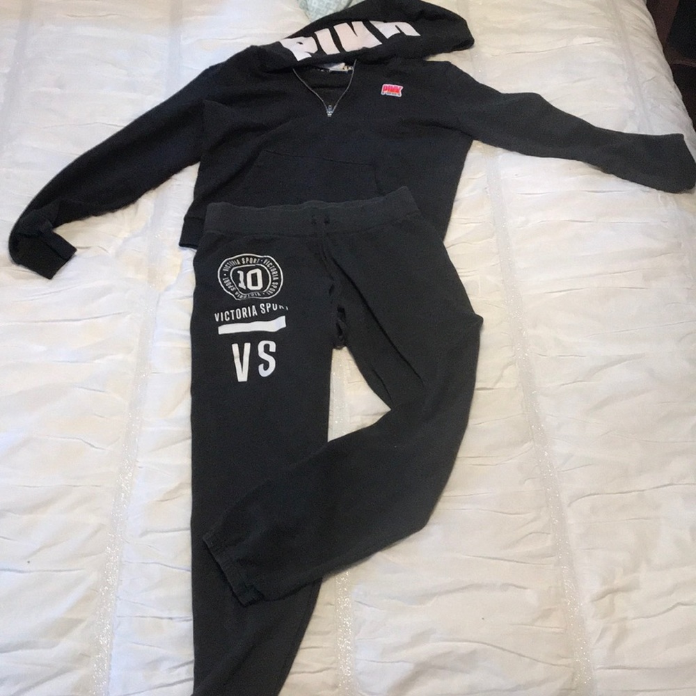 Victoria’s Secret Pink sweat outfit XS pant M Top